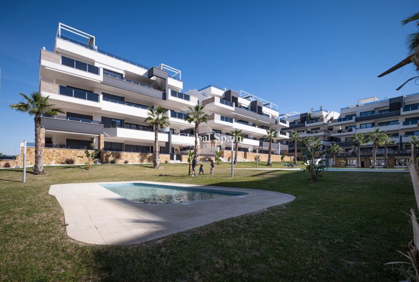 Resale - APARTMENT -
ORIHUELA COSTA - Orihuela Costa