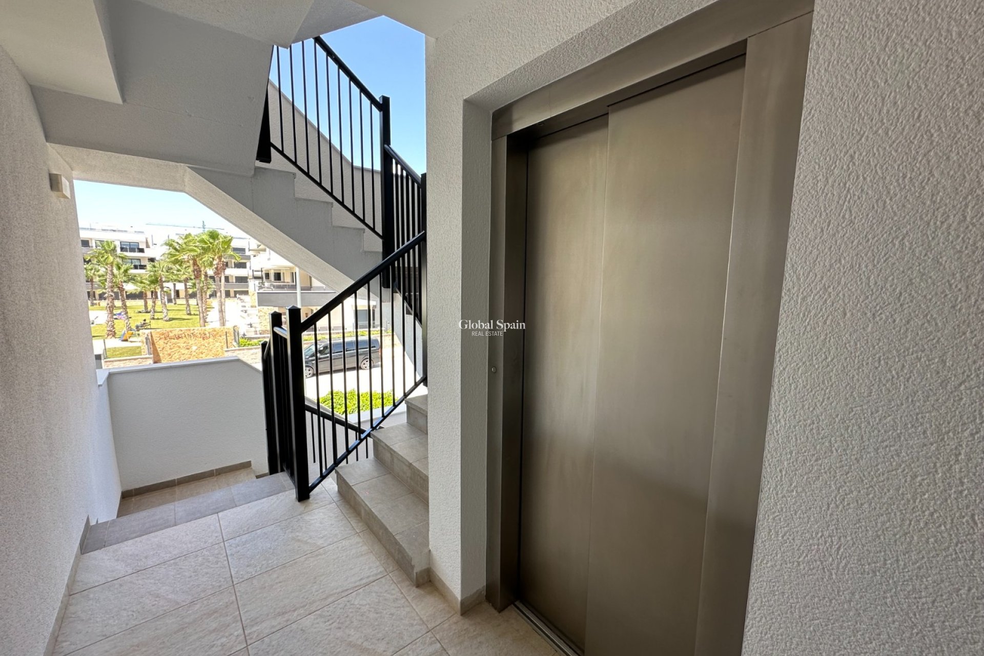 Resale - APARTMENT -
ORIHUELA COSTA - Orihuela-Costa