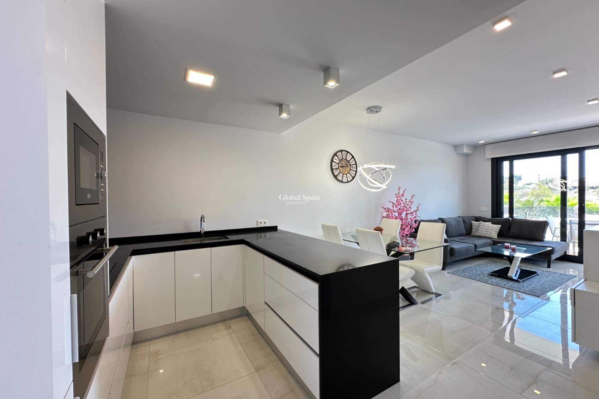 Resale - APARTMENT -
ORIHUELA COSTA - Orihuela-Costa