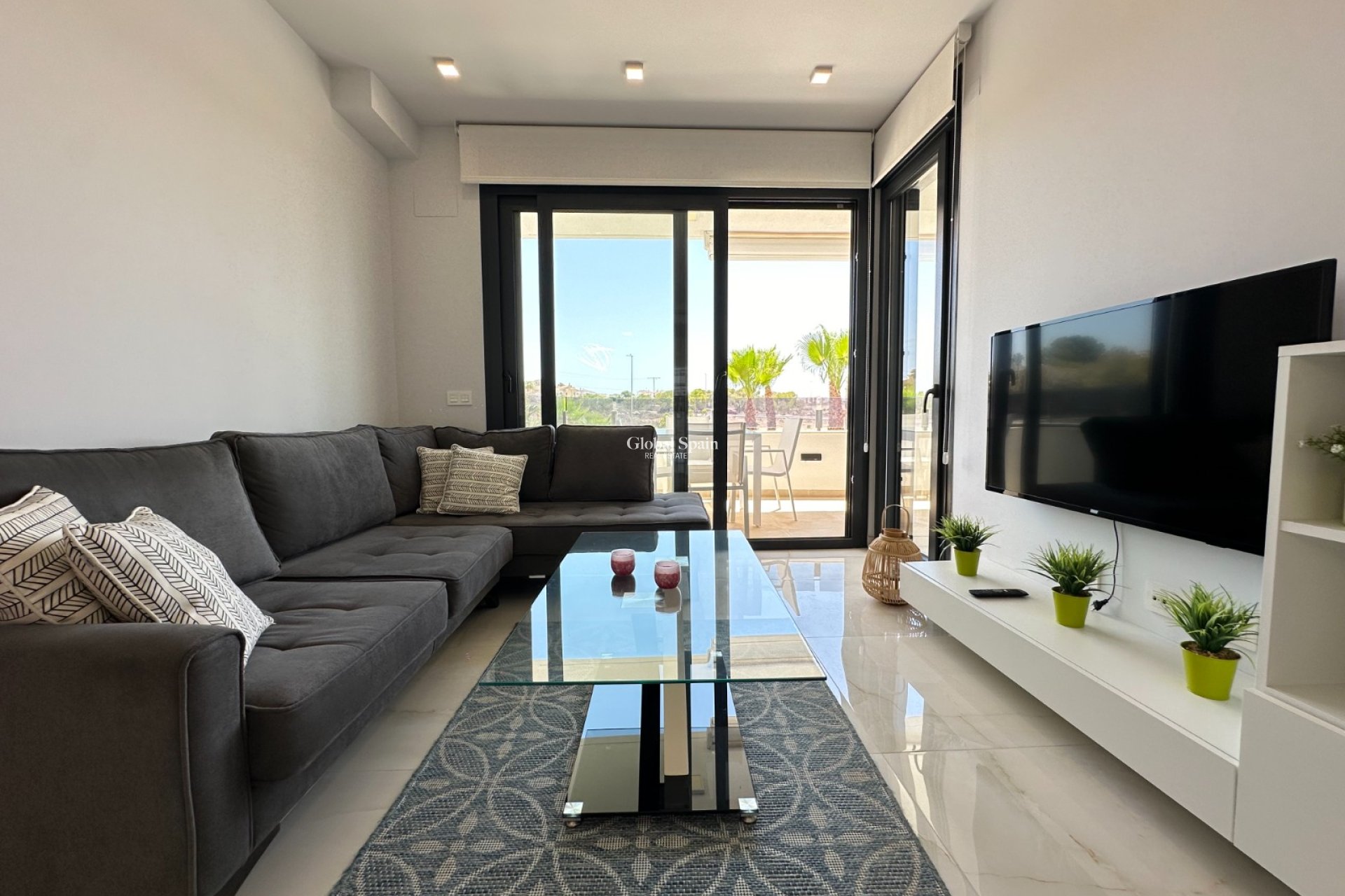 Resale - APARTMENT -
ORIHUELA COSTA - Orihuela-Costa