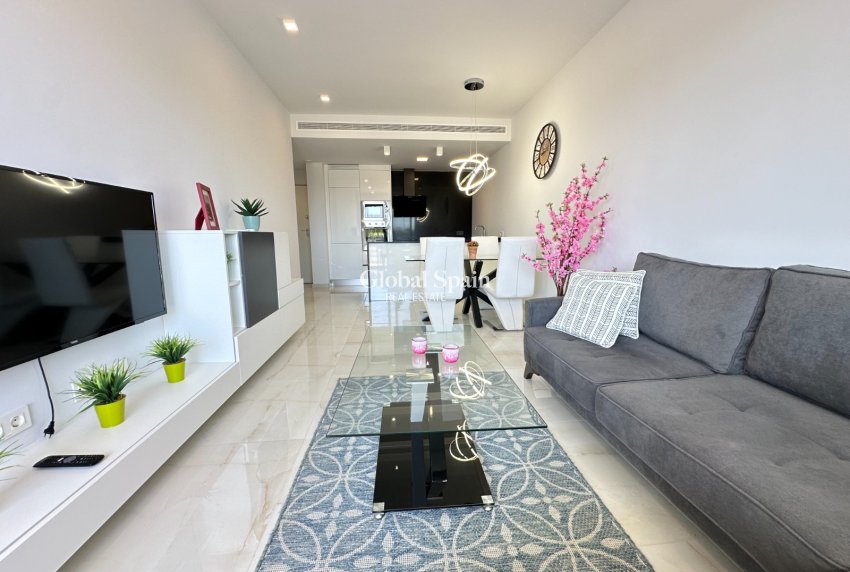 Resale - APARTMENT -
ORIHUELA COSTA - Orihuela-Costa