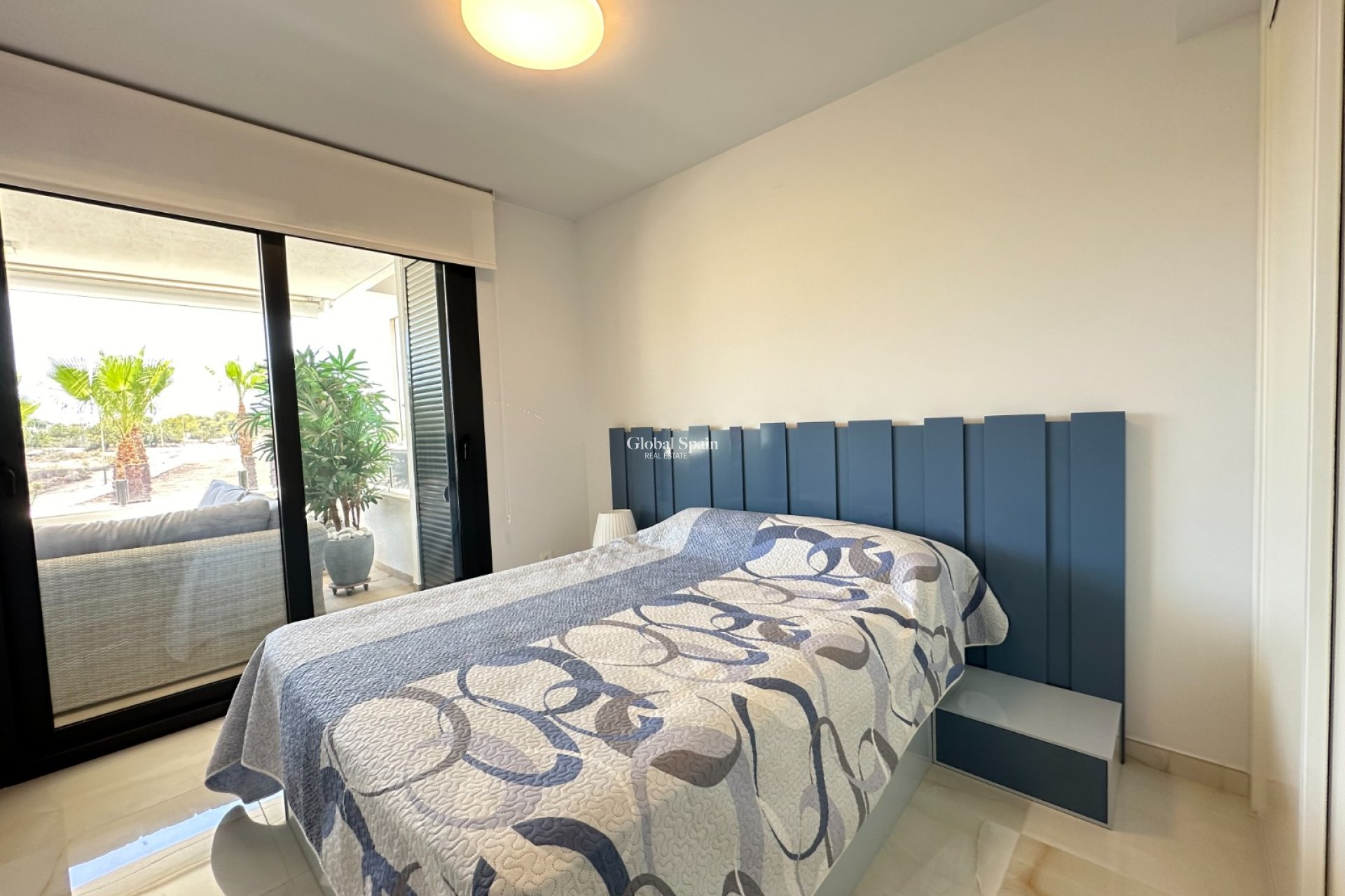 Resale - APARTMENT -
ORIHUELA COSTA - Orihuela-Costa
