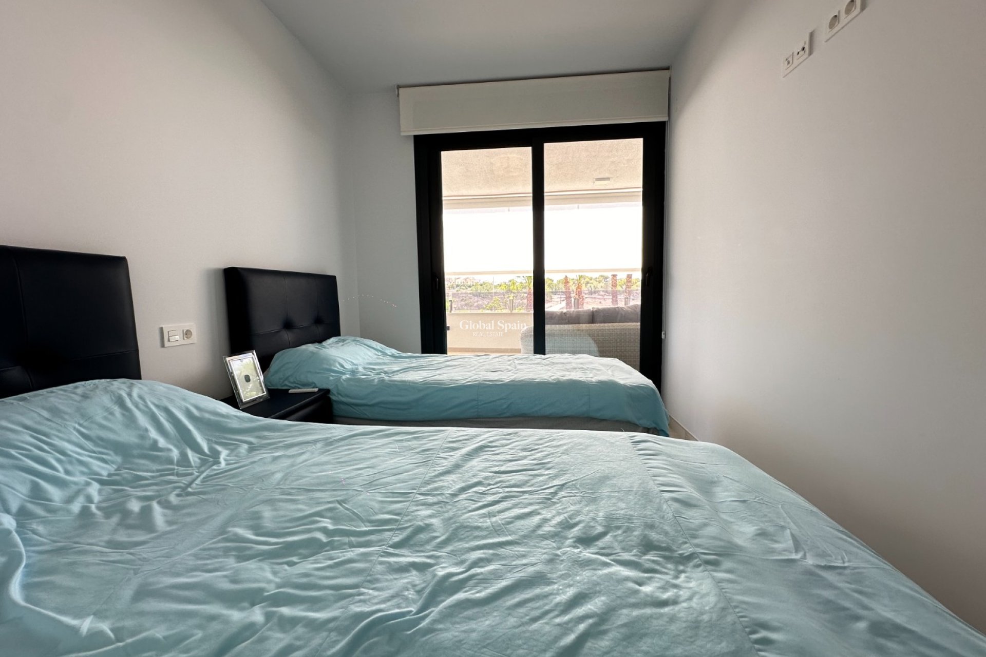 Resale - APARTMENT -
ORIHUELA COSTA - Orihuela-Costa