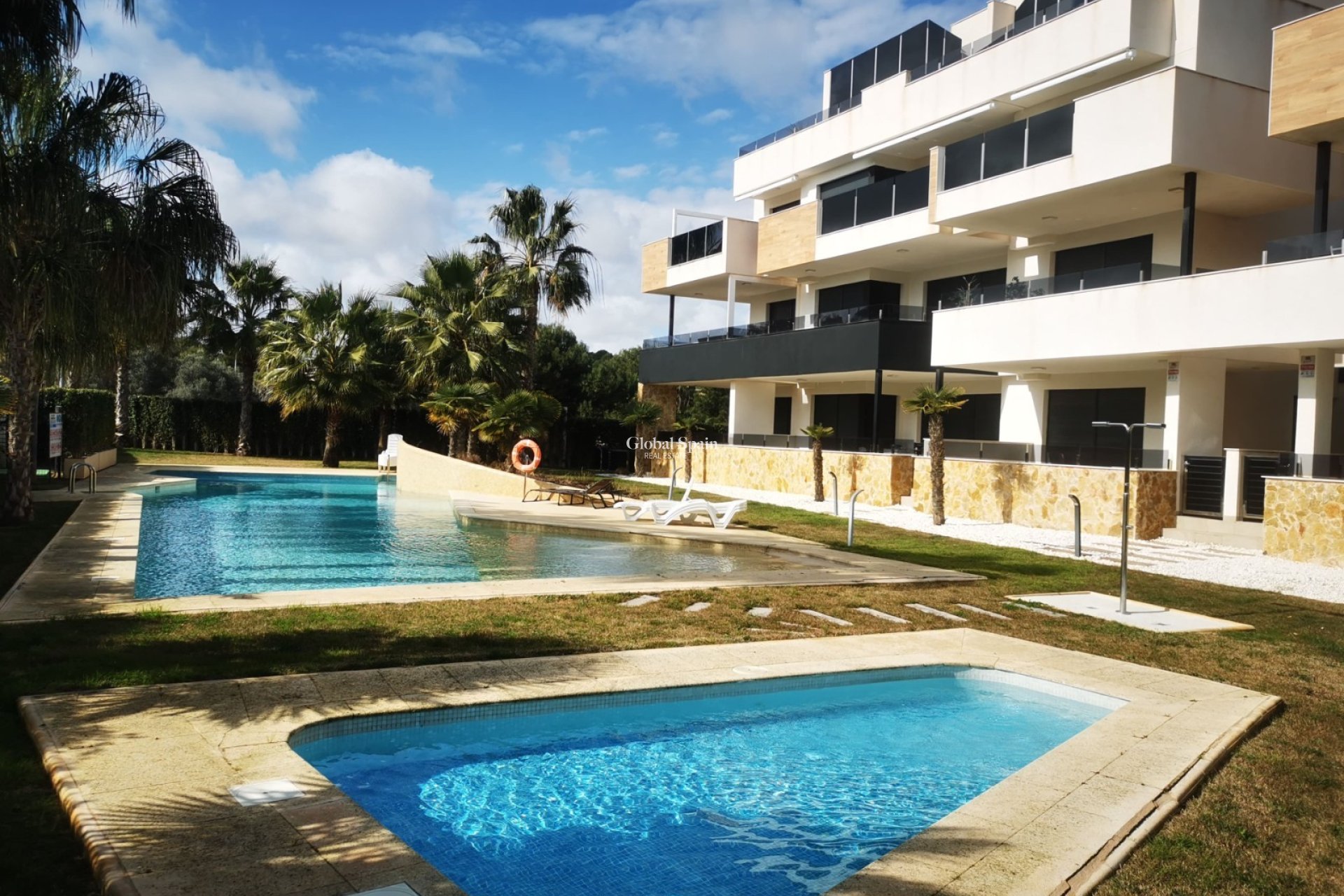 Resale - APARTMENT -
ORIHUELA COSTA - Orihuela-Costa