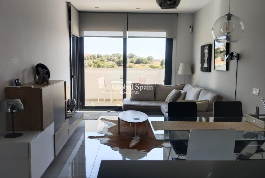 Resale - APARTMENT -
ORIHUELA COSTA - PAU 8