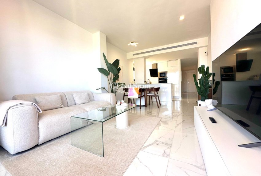 Resale - APARTMENT -
ORIHUELA COSTA - Pau 8