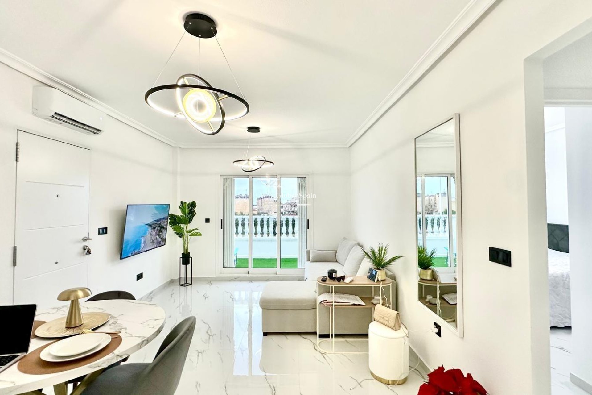 Resale - APARTMENT -
ORIHUELA COSTA - Playa Flamenca Norte