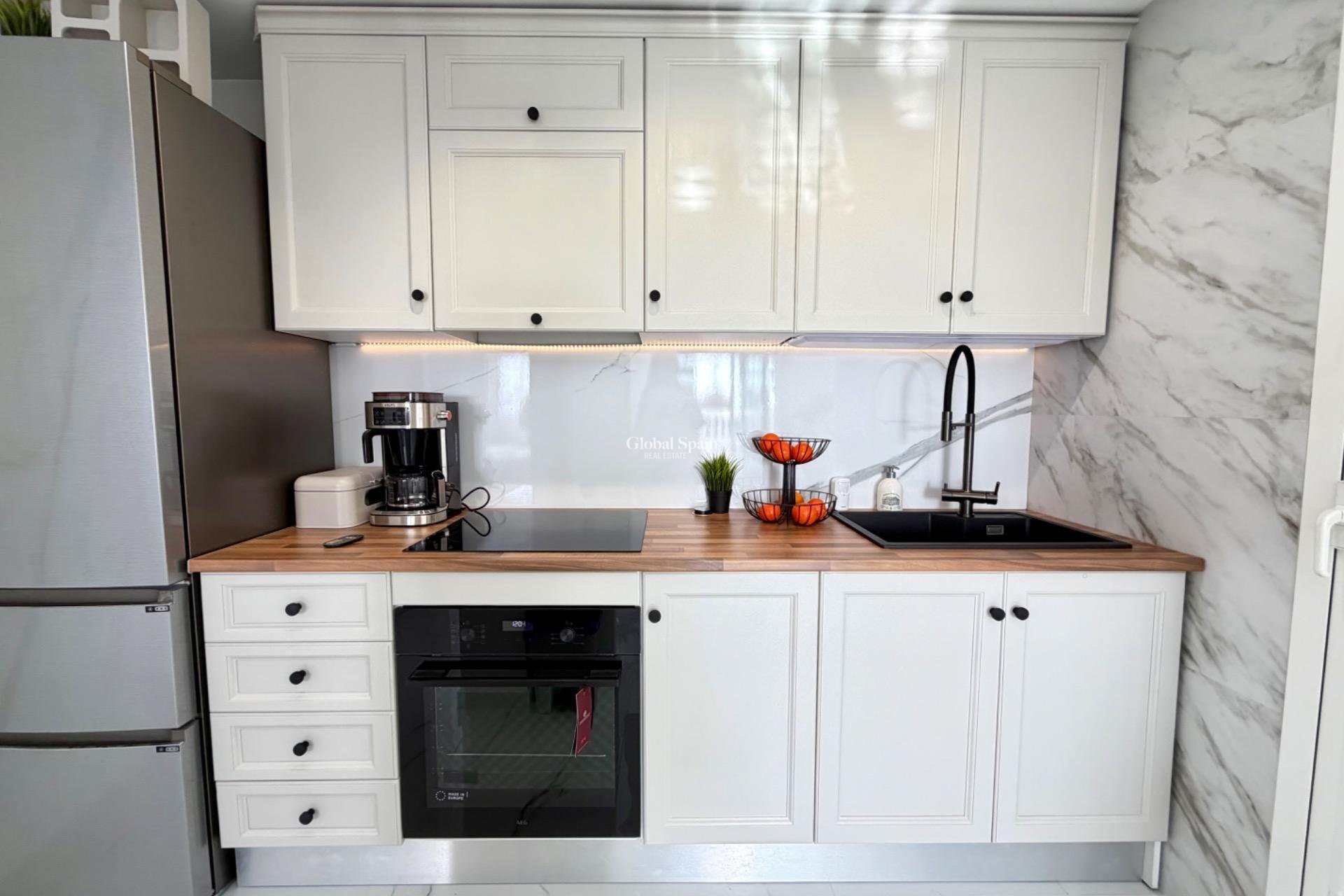 Resale - APARTMENT -
ORIHUELA COSTA - Playa Flamenca Norte