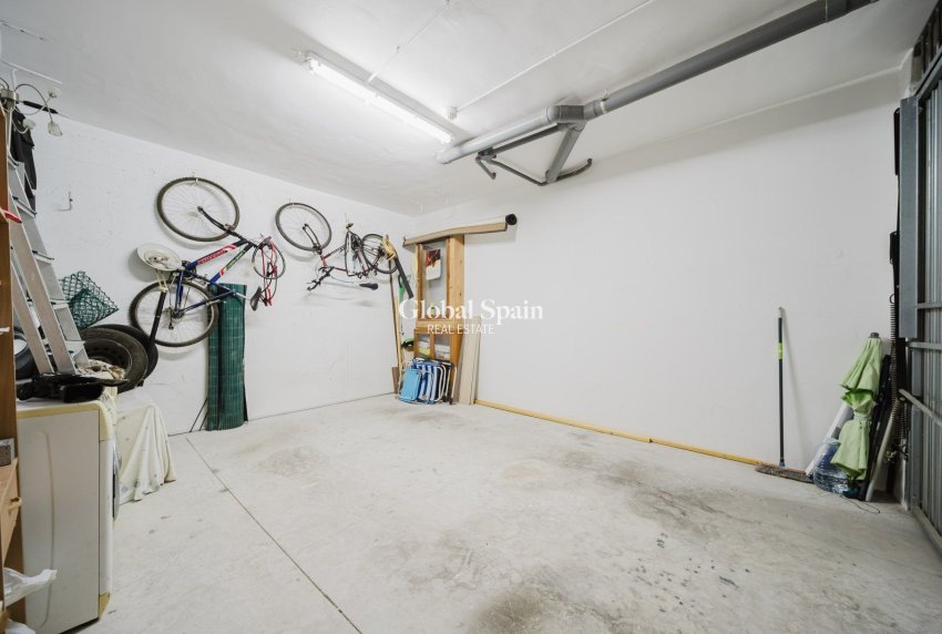 Resale - Apartment -
ORIHUELA COSTA - Playa Flamenca