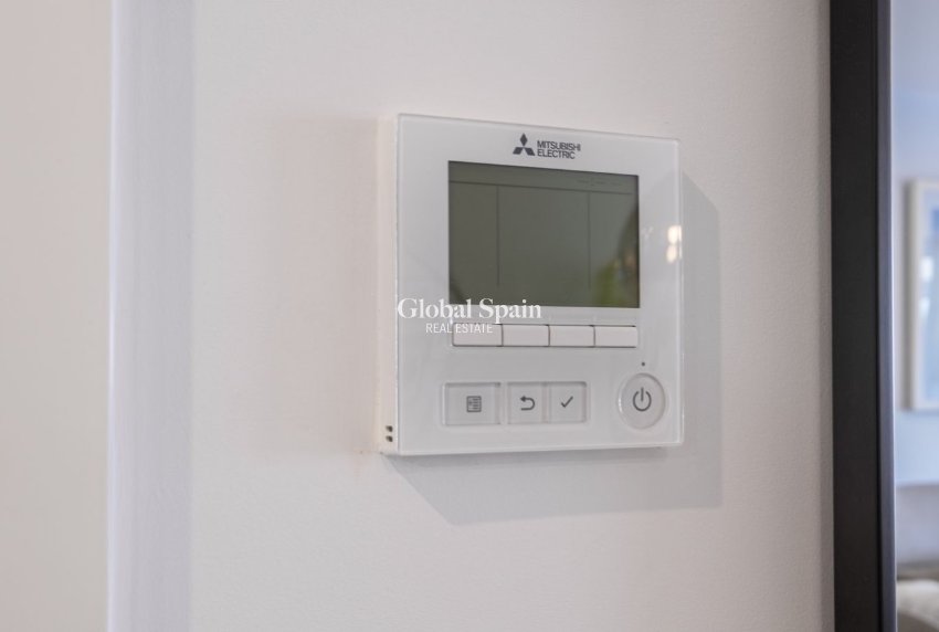 Resale - Apartment -
ORIHUELA COSTA - Playa Flamenca