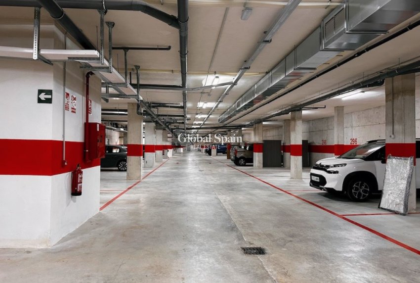 Resale - Apartment -
ORIHUELA COSTA - Playa Flamenca