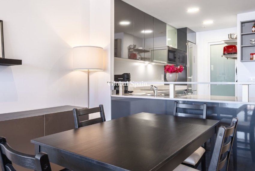 Resale - Apartment -
ORIHUELA COSTA - Playa Flamenca