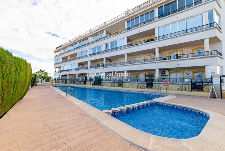 Resale - Apartment -
ORIHUELA COSTA - Playa Flamenca