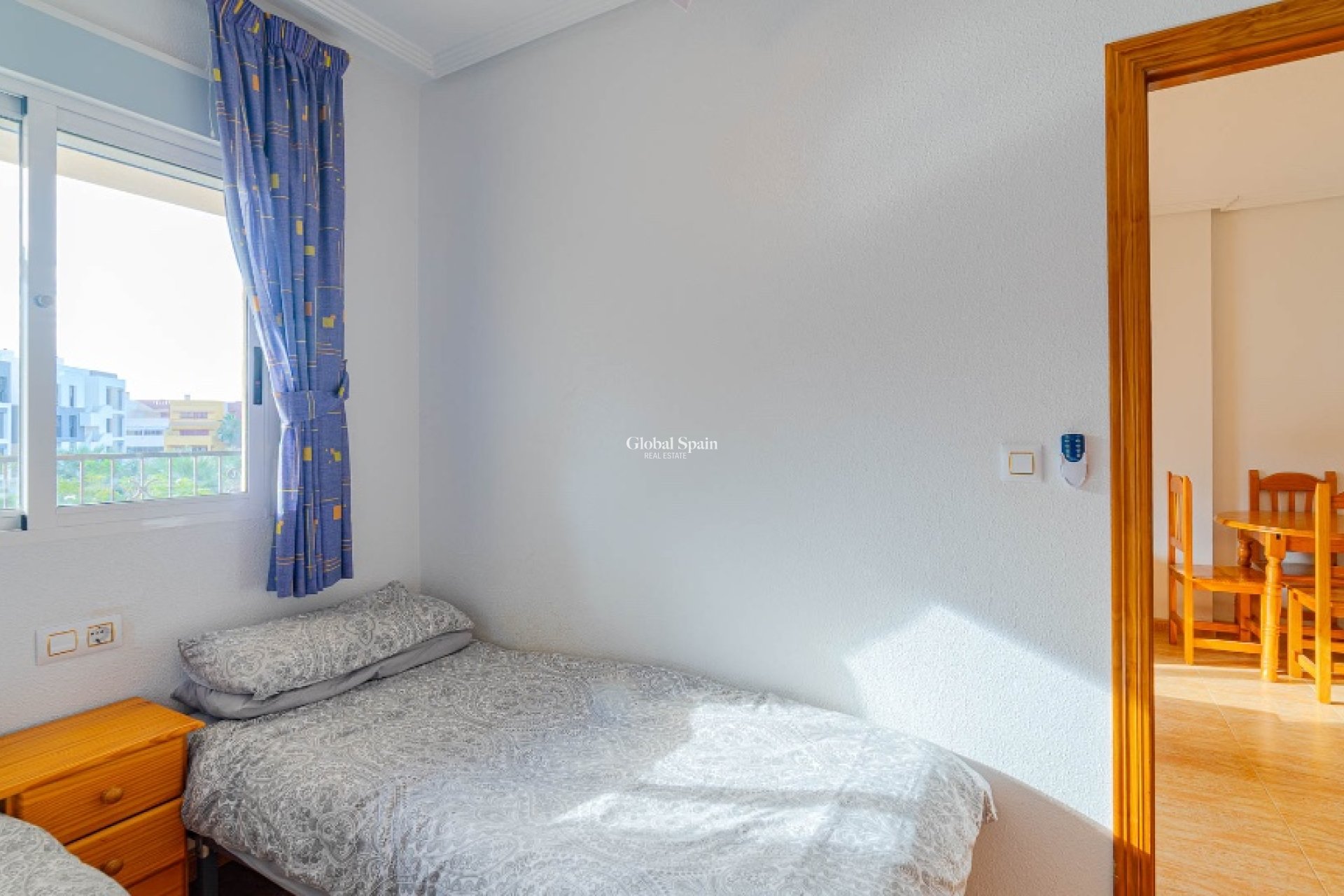 Resale - Apartment -
ORIHUELA COSTA - Playa Flamenca