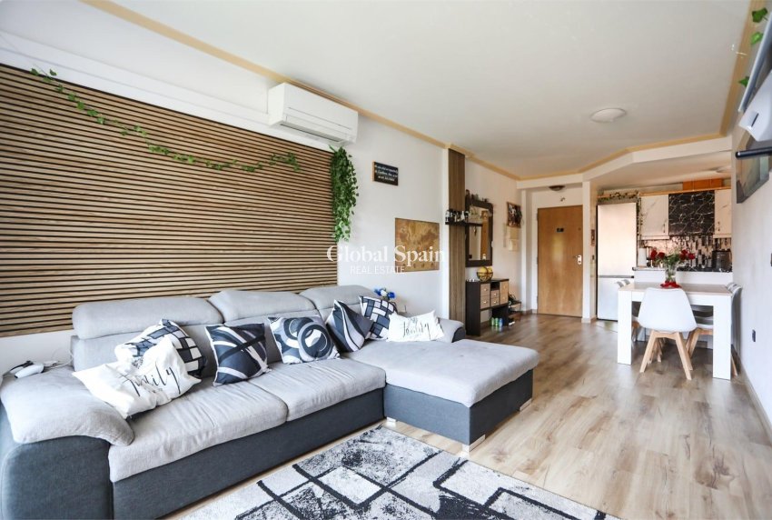 Resale - APARTMENT -
ORIHUELA COSTA - Playa Flamenca