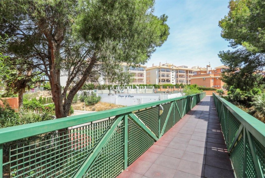 Resale - APARTMENT -
ORIHUELA COSTA - Playa Flamenca