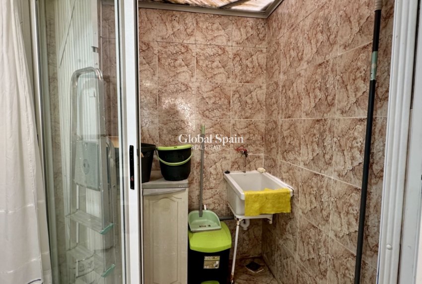 Resale - APARTMENT -
ORIHUELA COSTA - Playa Flamenca