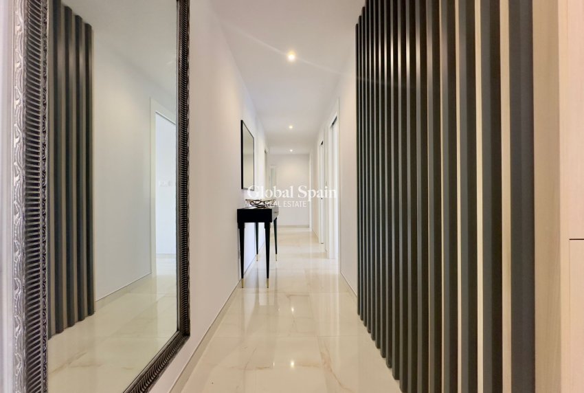 Resale - APARTMENT -
ORIHUELA COSTA - Playa Flamenca