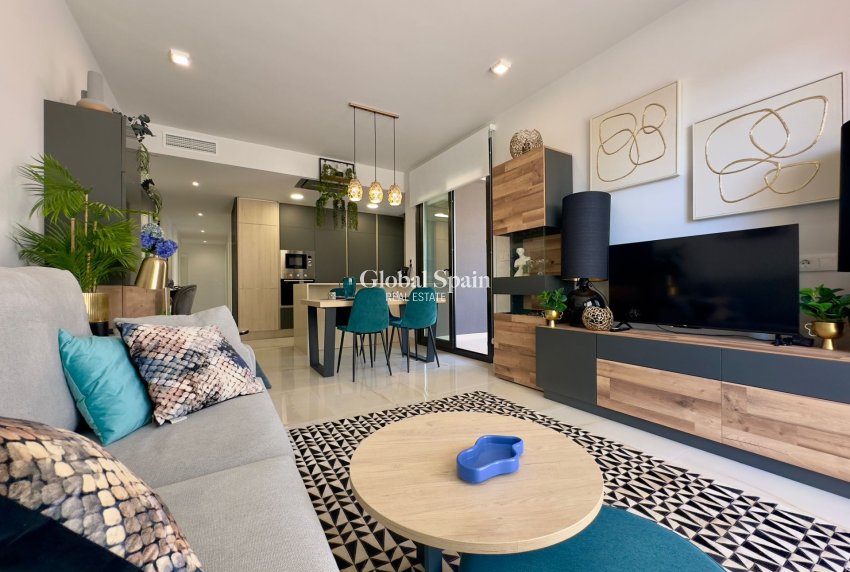 Resale - APARTMENT -
ORIHUELA COSTA - Playa Flamenca