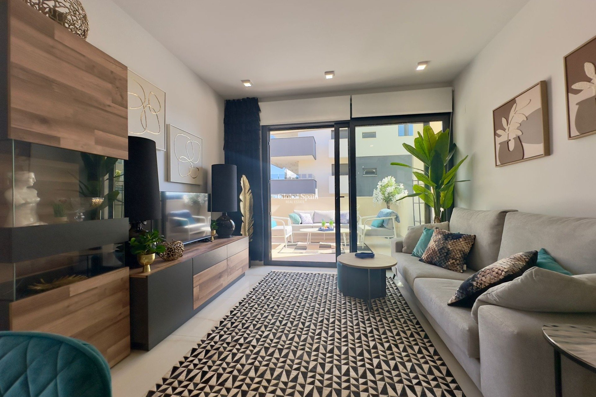 Resale - APARTMENT -
ORIHUELA COSTA - Playa Flamenca