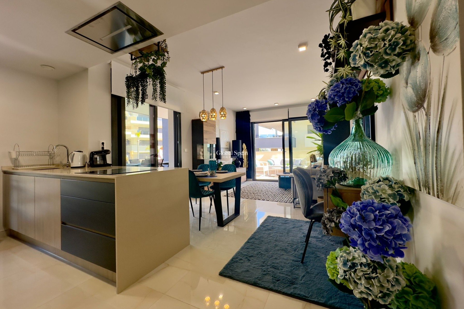 Resale - APARTMENT -
ORIHUELA COSTA - Playa Flamenca