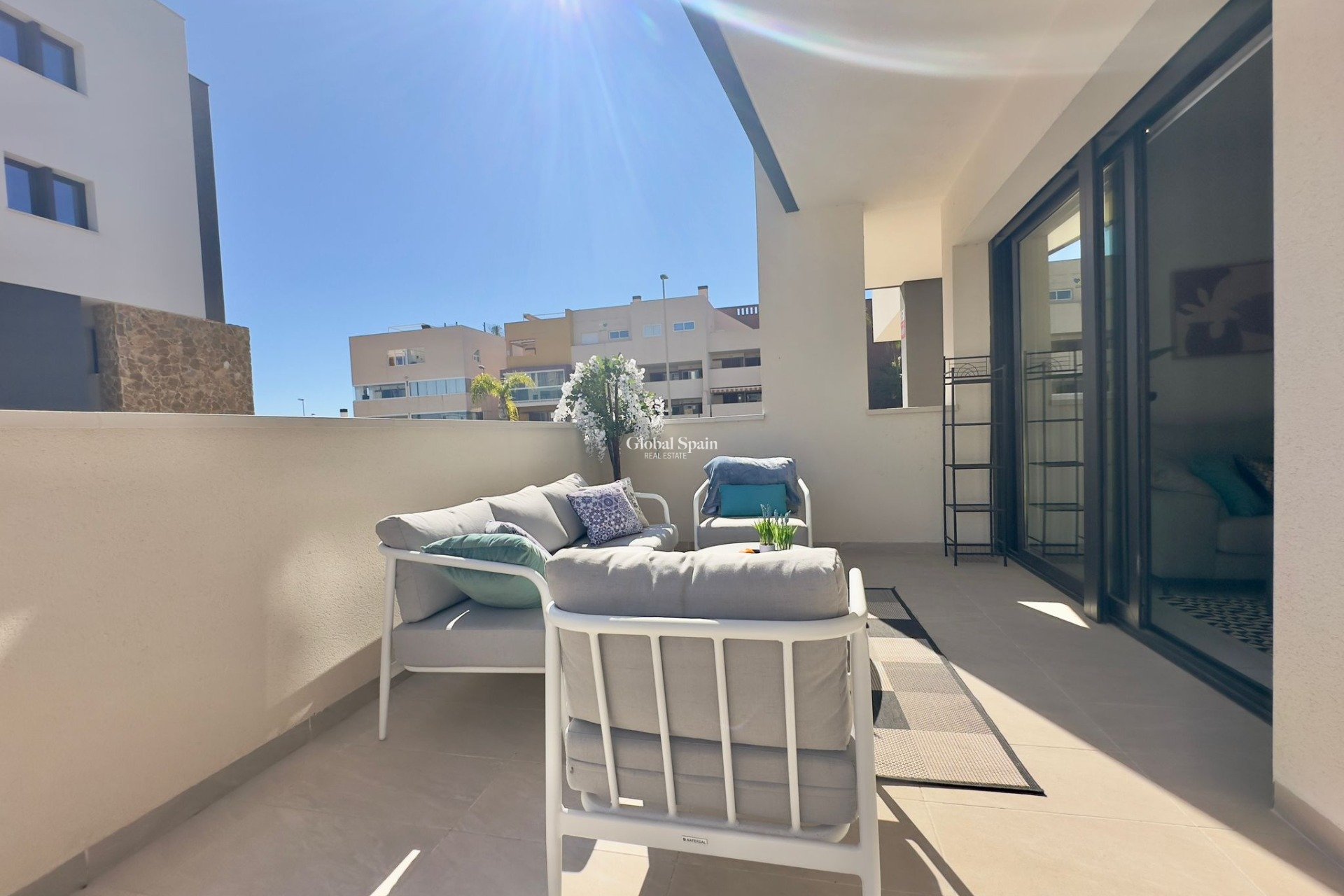 Resale - APARTMENT -
ORIHUELA COSTA - Playa Flamenca