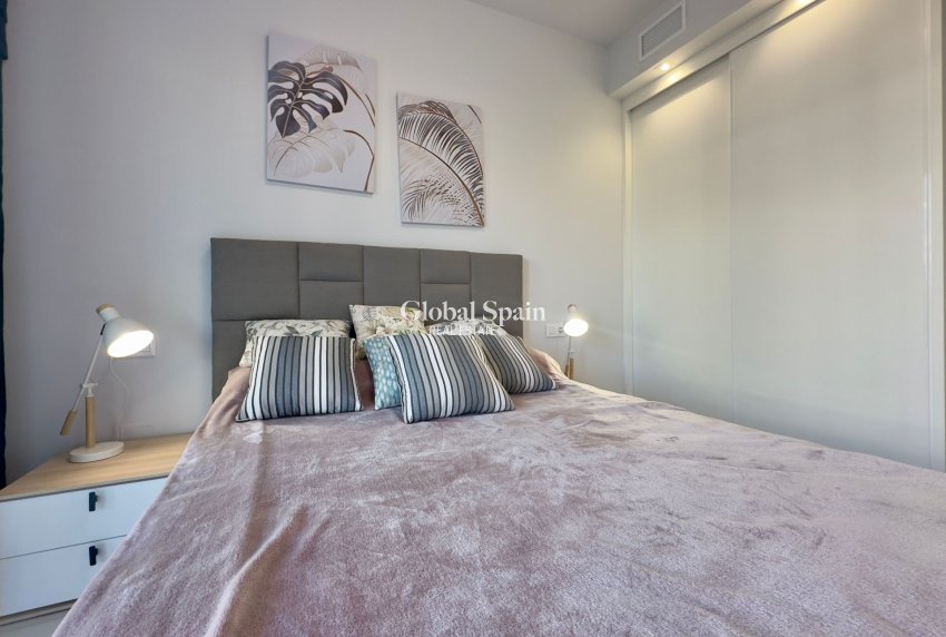 Resale - APARTMENT -
ORIHUELA COSTA - Playa Flamenca