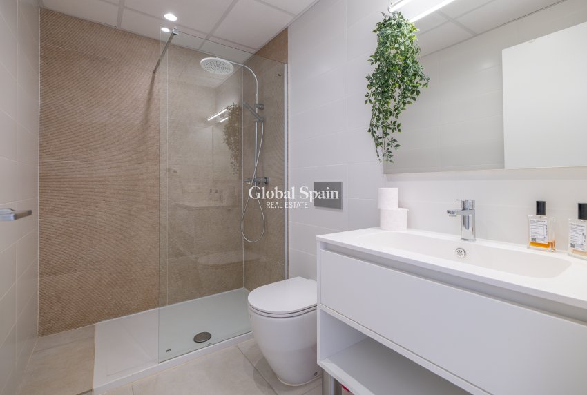 Resale - APARTMENT -
ORIHUELA COSTA - Playa Flamenca