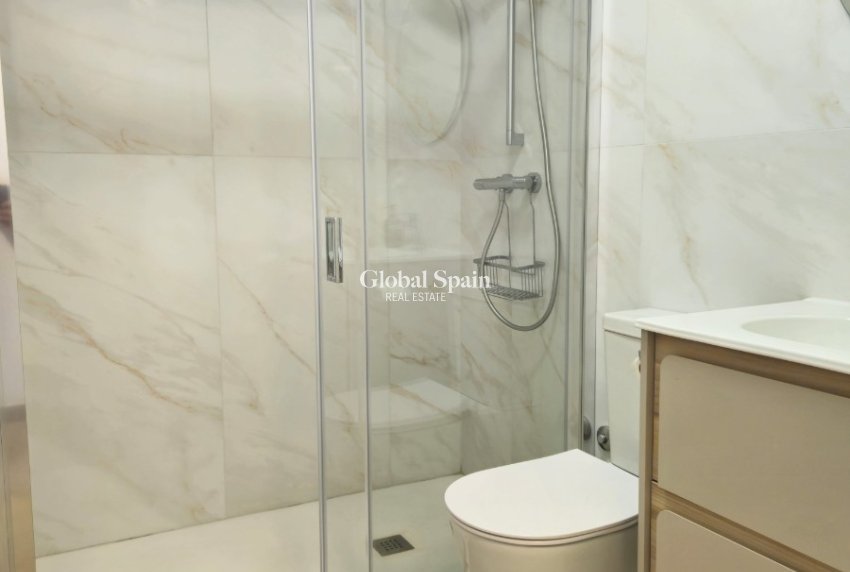 Resale - APARTMENT -
ORIHUELA COSTA - Playa Flamenca