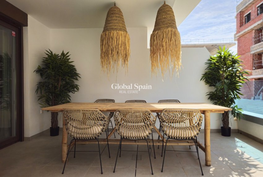 Resale - APARTMENT -
ORIHUELA COSTA - Playa Flamenca