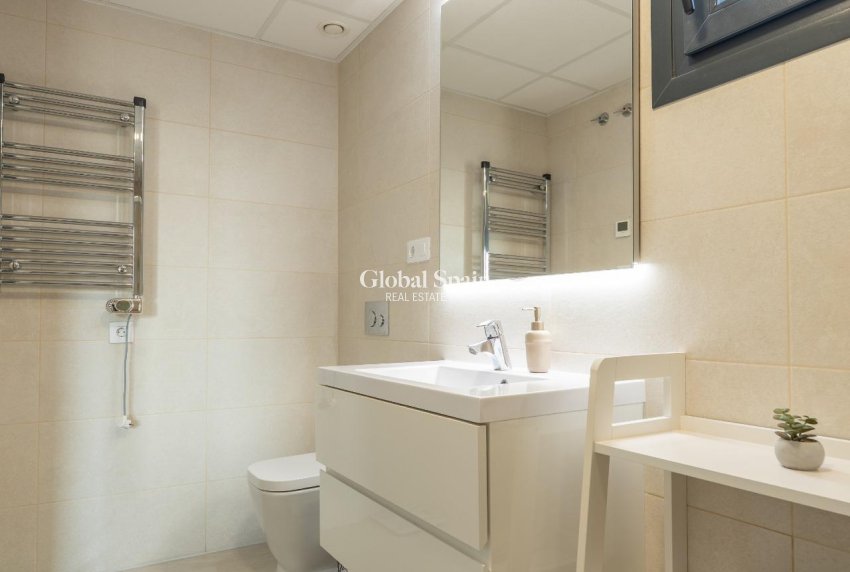 Resale - APARTMENT -
ORIHUELA COSTA - Playa Flamenca