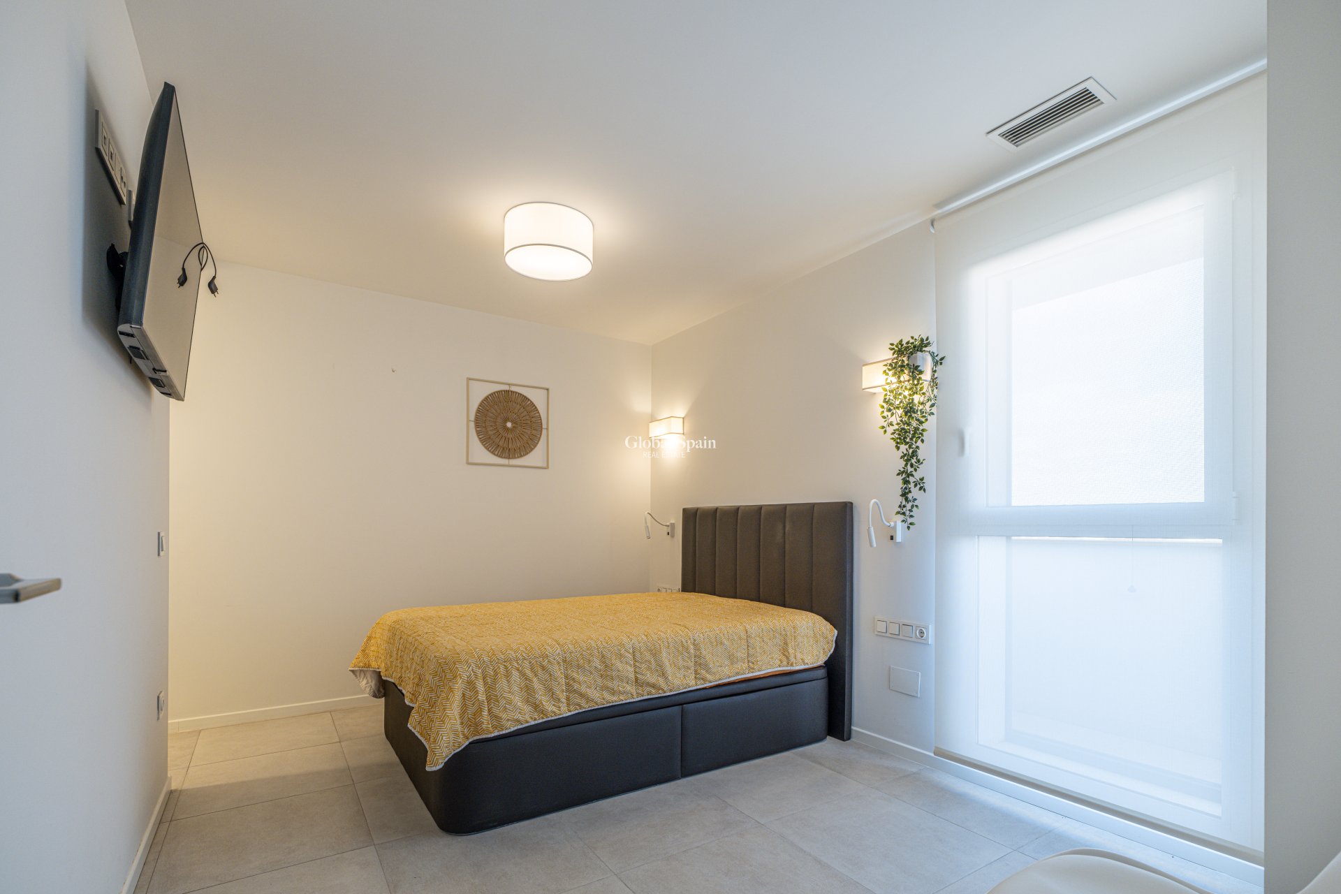 Resale - APARTMENT -
ORIHUELA COSTA - Playa Flamenca