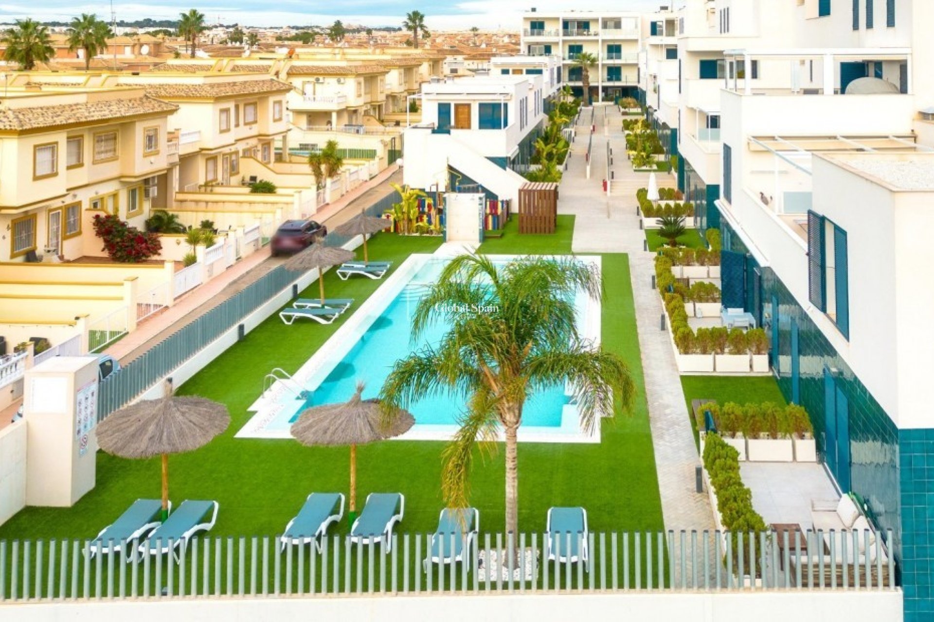 Resale - APARTMENT -
ORIHUELA COSTA - Playa Flamenca