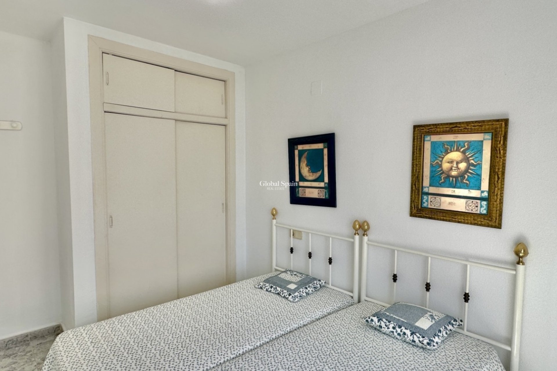Resale - APARTMENT -
ORIHUELA COSTA - Playa Flamenca
