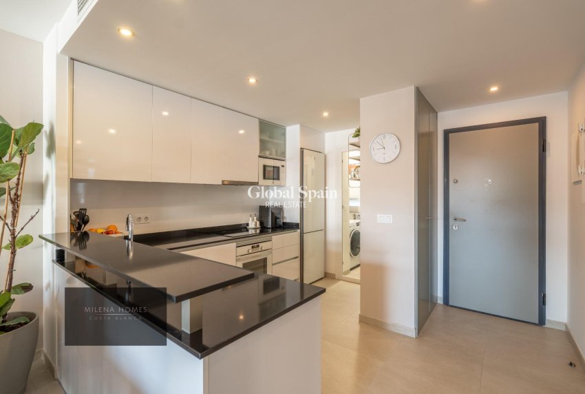 Resale - APARTMENT -
ORIHUELA COSTA - Playa Flamenca