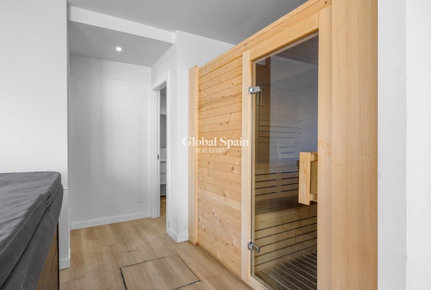 Resale - APARTMENT -
ORIHUELA COSTA - Playa Flamenca