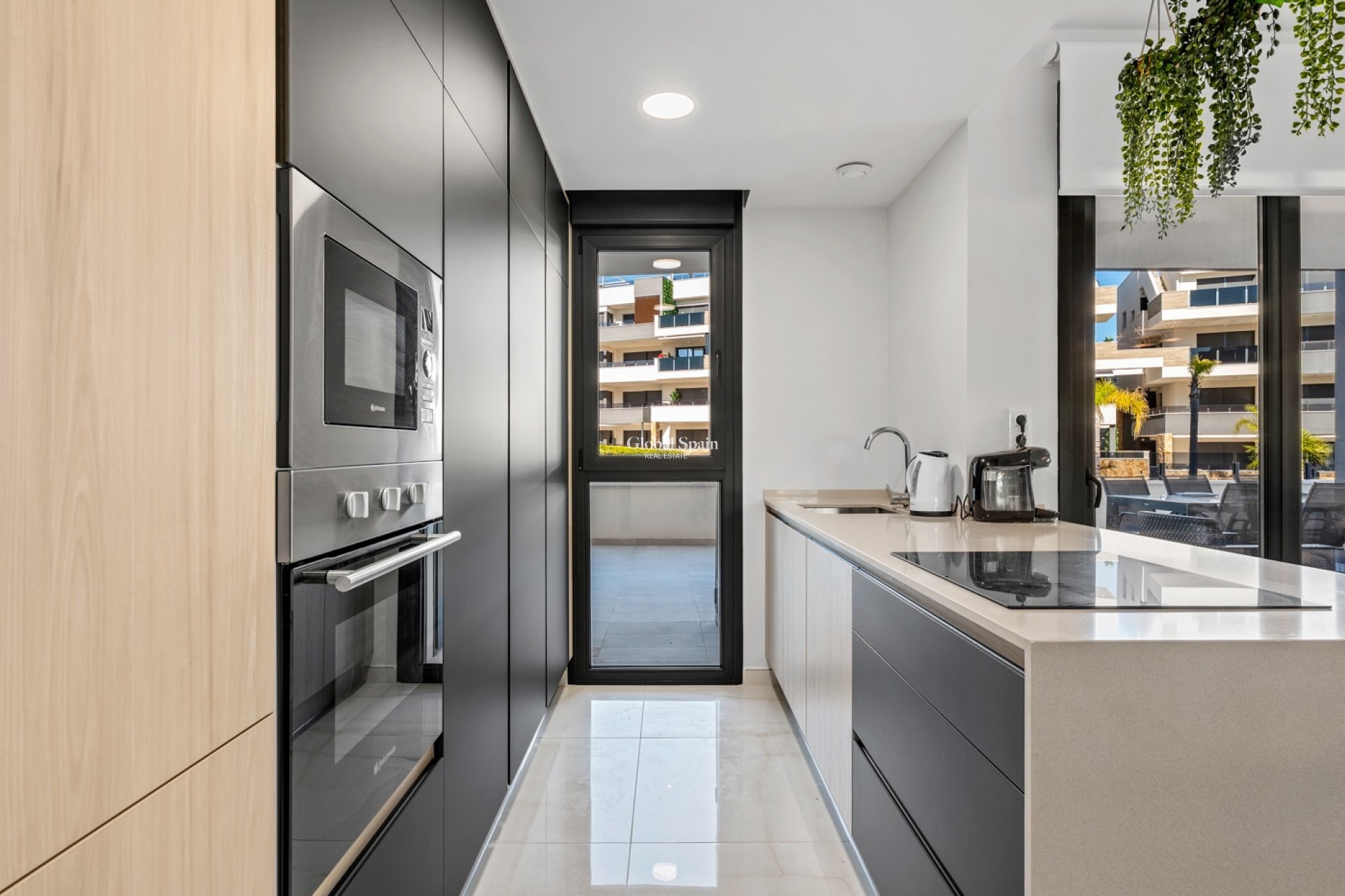 Resale - APARTMENT -
ORIHUELA COSTA - Playa Flamenca