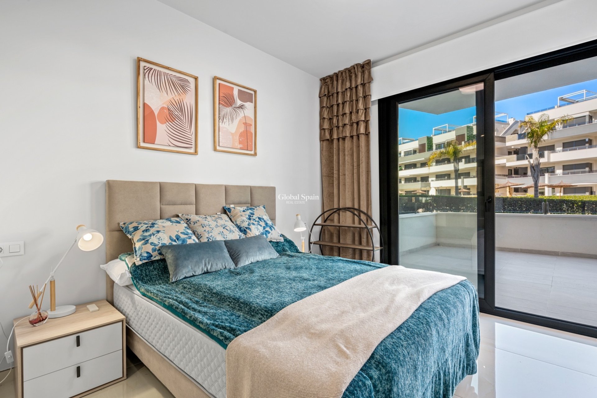 Resale - APARTMENT -
ORIHUELA COSTA - Playa Flamenca