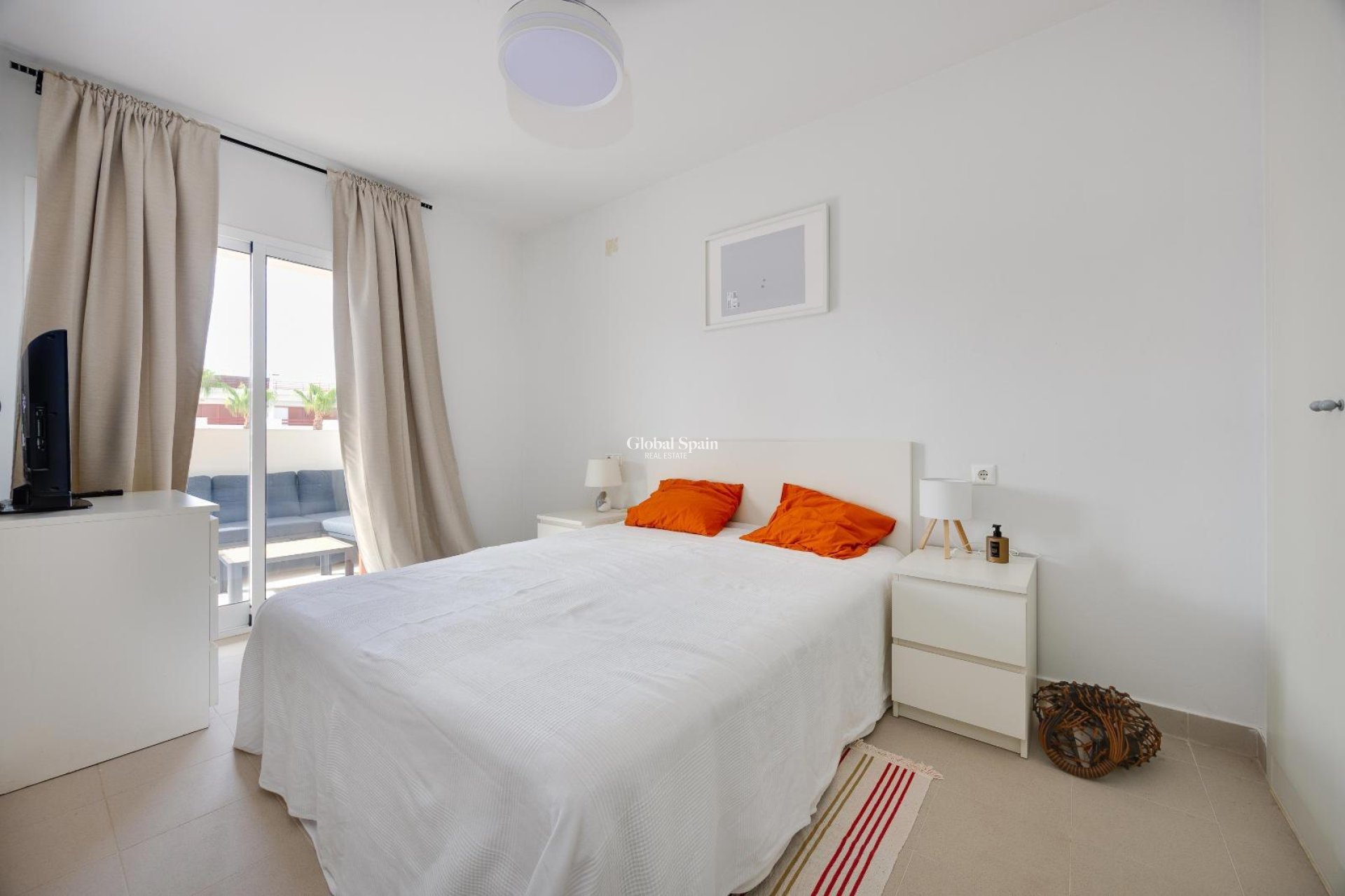 Resale - APARTMENT -
ORIHUELA COSTA - Playa Flamenca
