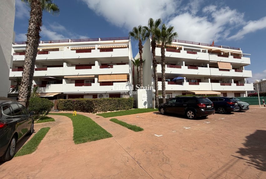 Resale - APARTMENT -
ORIHUELA COSTA - Playa Flamenca