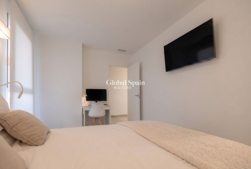 Resale - APARTMENT -
ORIHUELA COSTA - Playa Flamenca