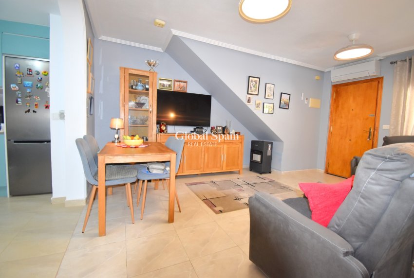 Resale - APARTMENT -
Orihuela Costa - Playa Flamenca
