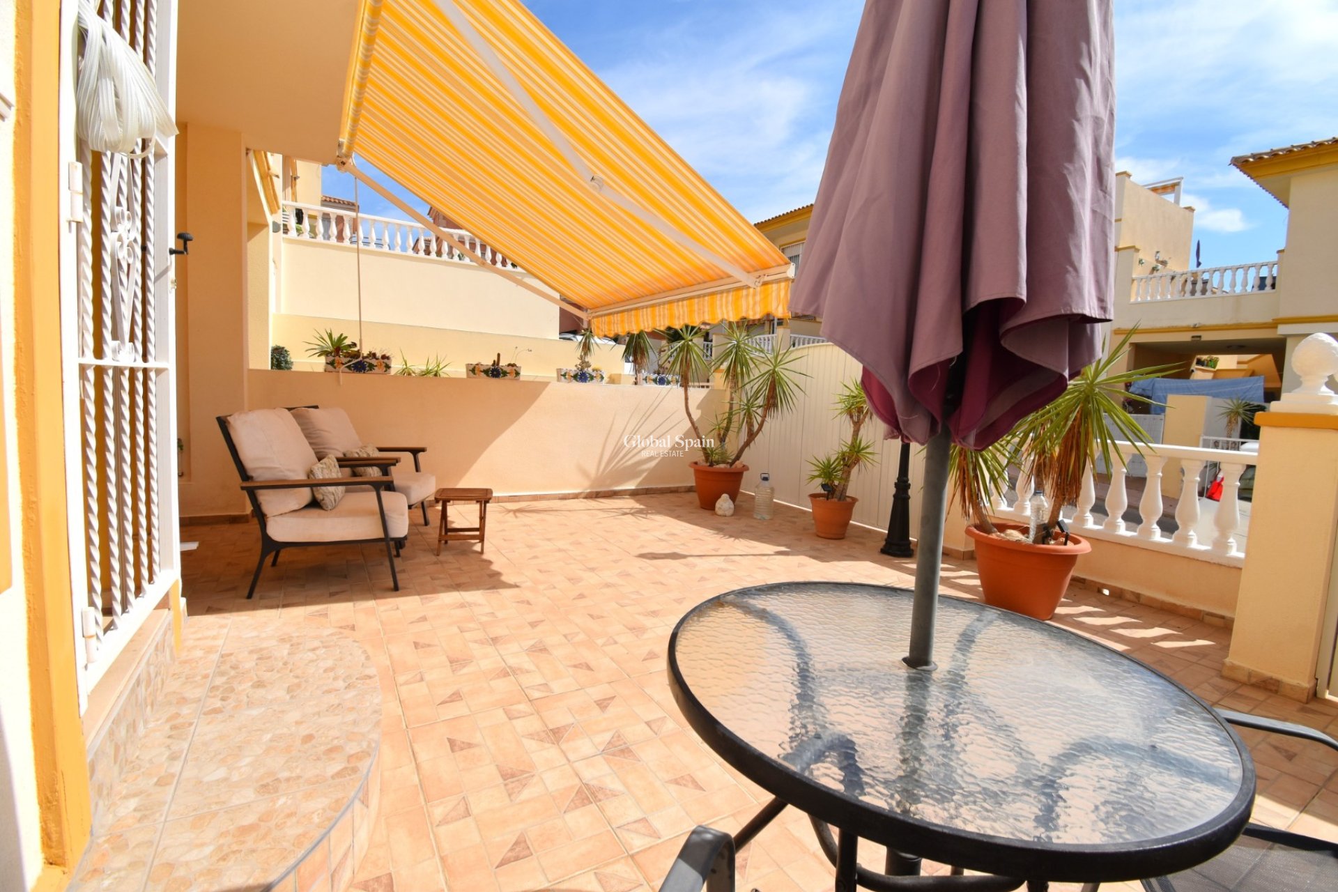 Resale - APARTMENT -
ORIHUELA COSTA - Playa Flamenca