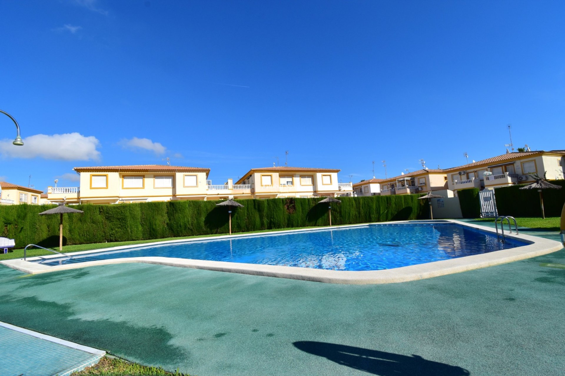 Resale - APARTMENT -
ORIHUELA COSTA - Playa Flamenca