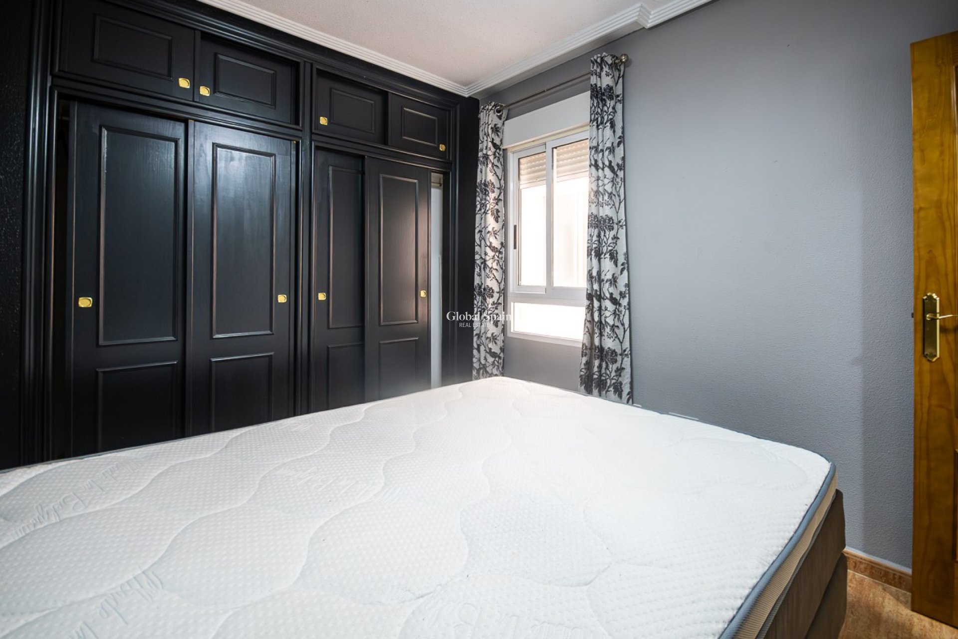 Resale - Apartment -
ORIHUELA COSTA - Punta Prima