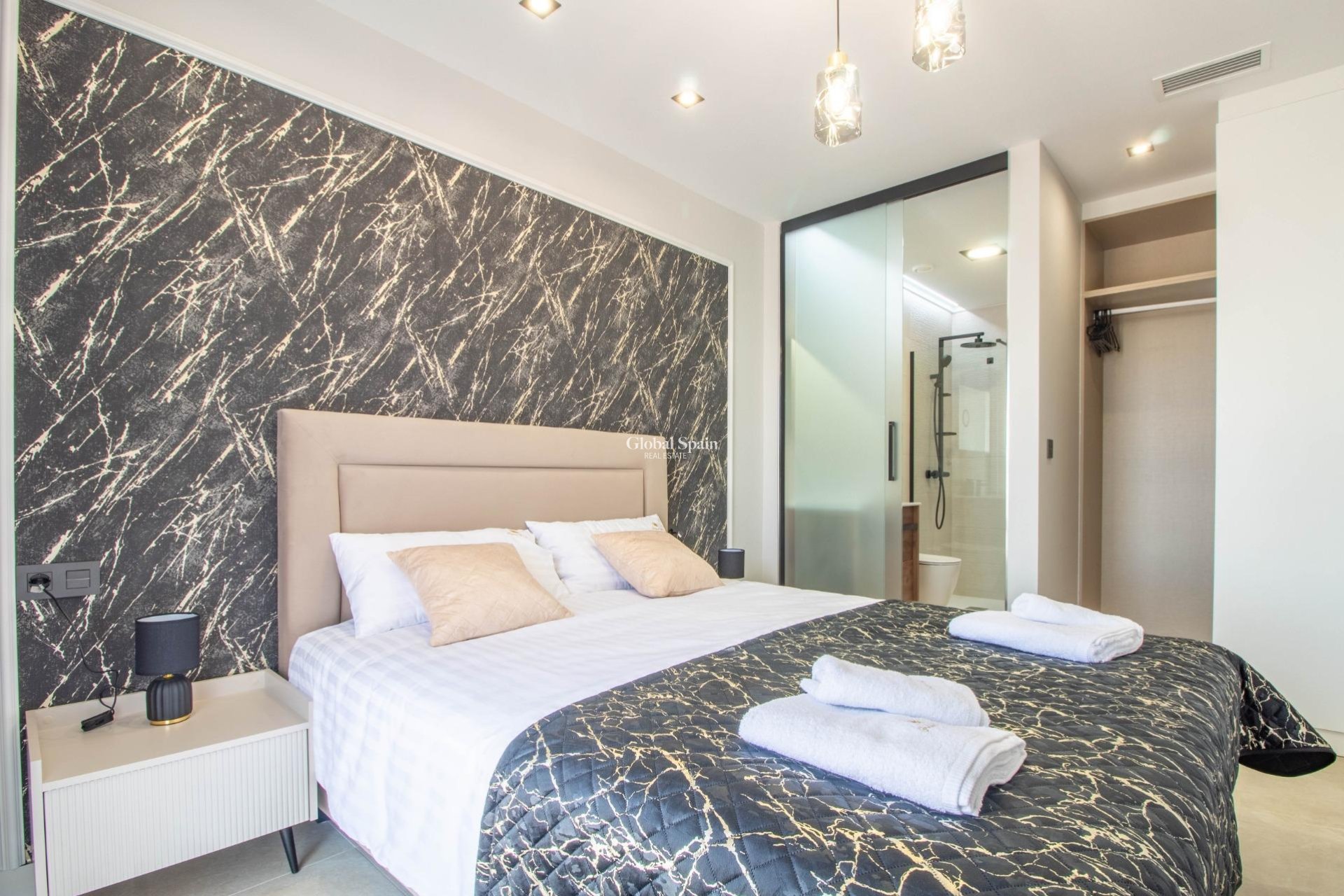 Resale - Apartment -
ORIHUELA COSTA - Punta Prima