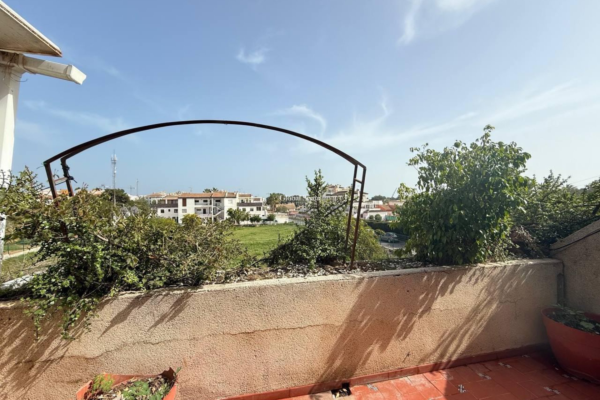 Resale - APARTMENT -
ORIHUELA COSTA - Punta Prima