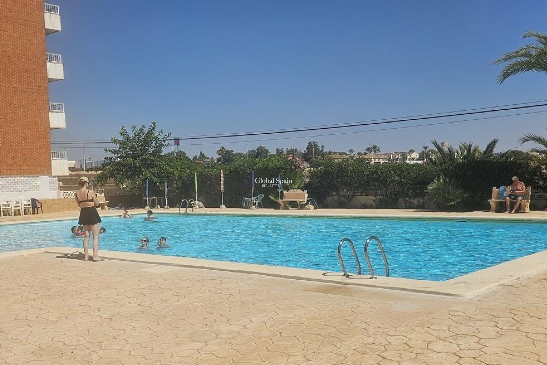 Resale - APARTMENT -
ORIHUELA COSTA - Punta Prima