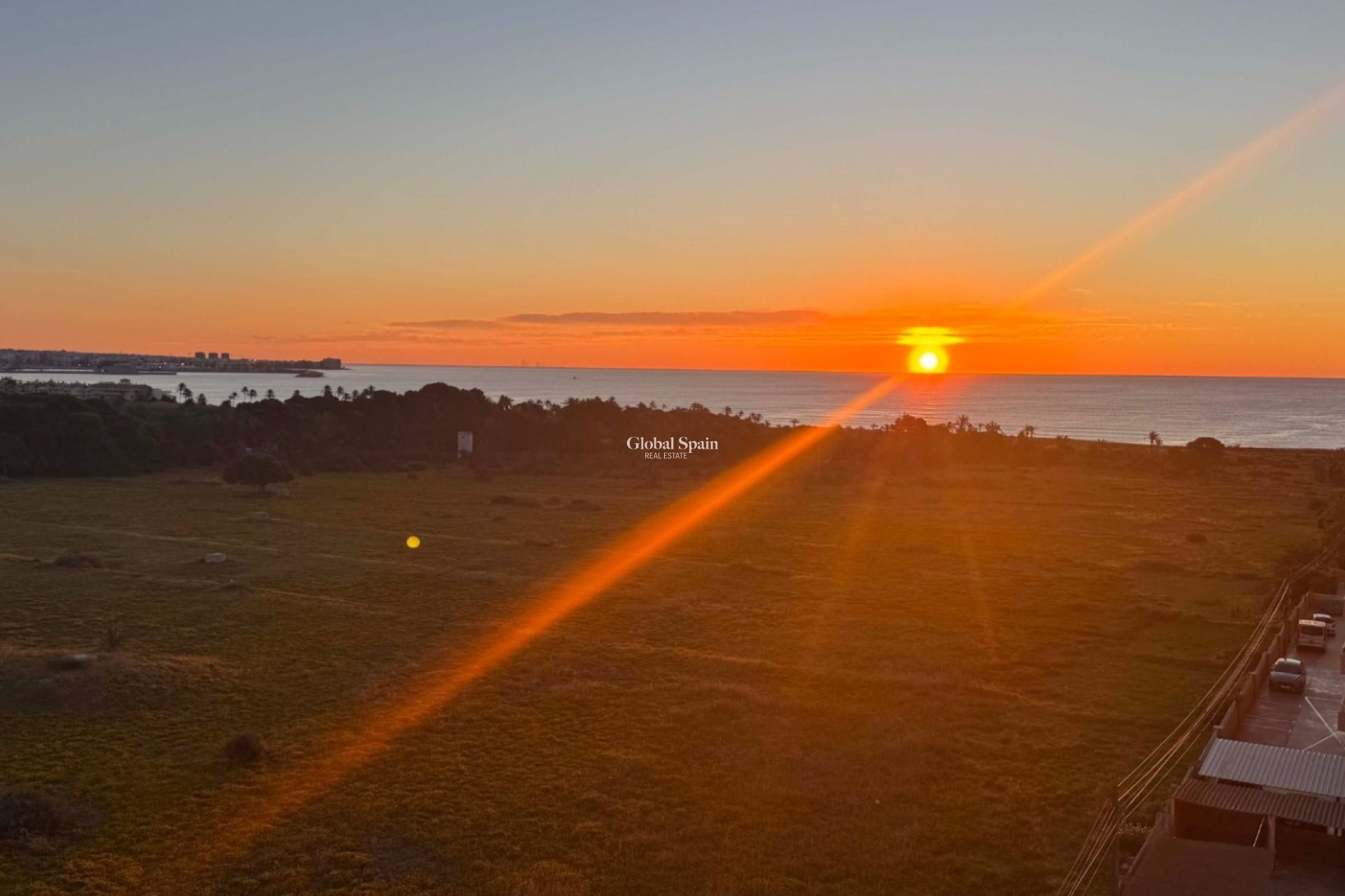 Resale - APARTMENT -
ORIHUELA COSTA - Punta Prima