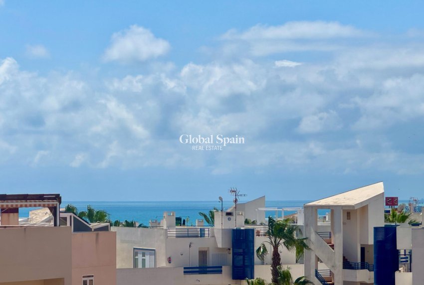 Resale - APARTMENT -
ORIHUELA COSTA - Punta Prima